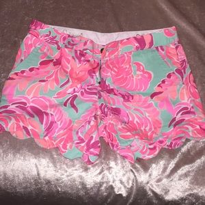 Lilly Pulitzer scalloped shorts